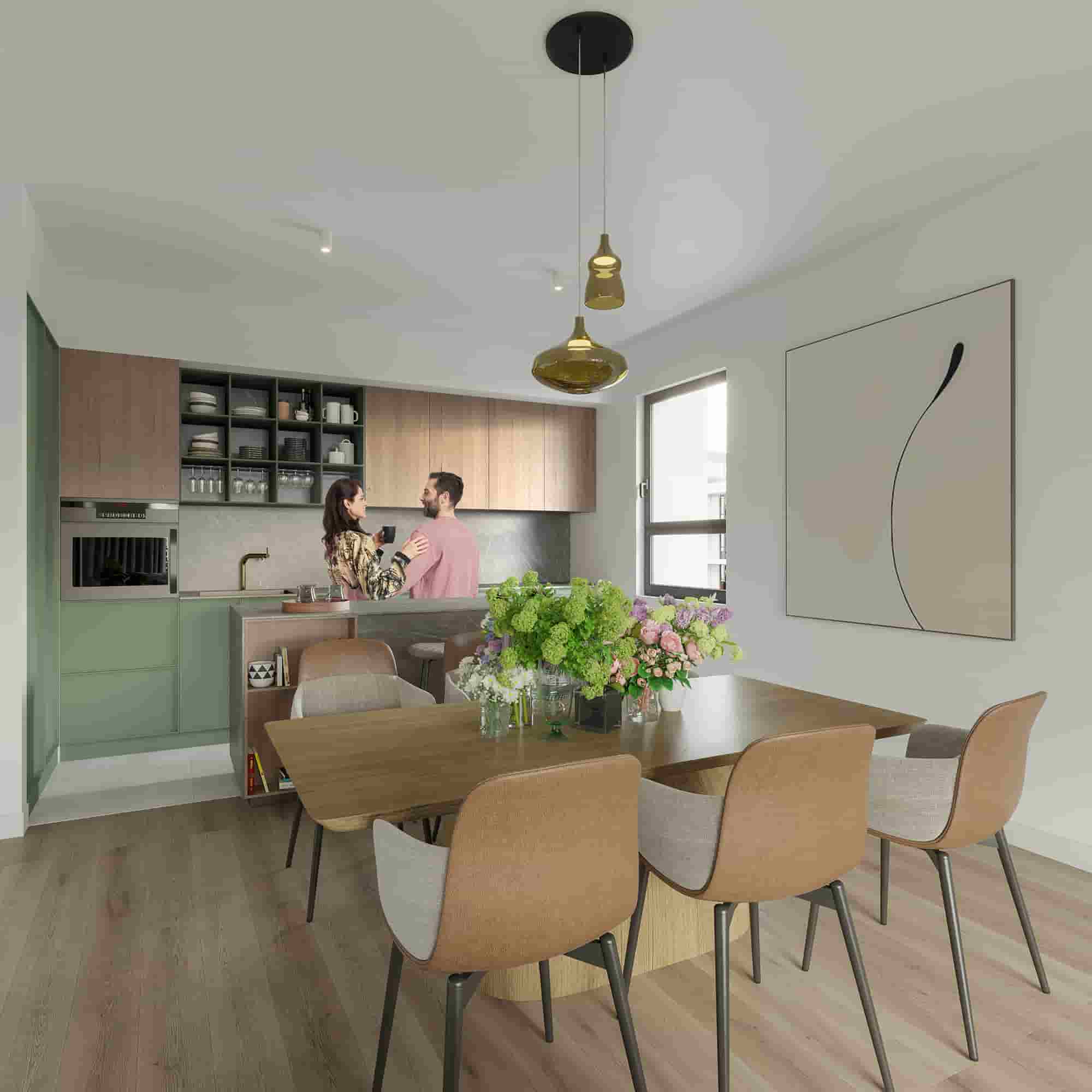 K1 three bedroom_kitchen (1)people_67b4769b6f4c1_681dda2c826df.jpg